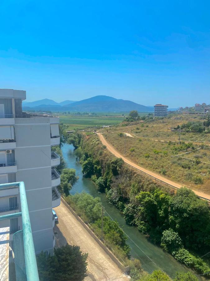 El Rio Apartments Sarandë Exterior foto