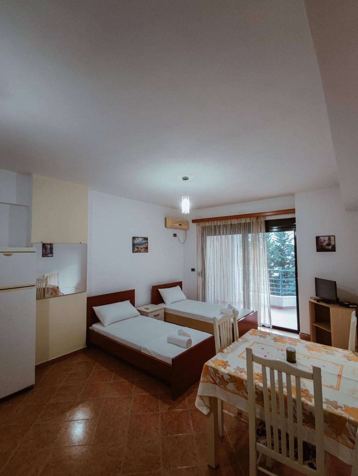 El Rio Apartments Sarandë Zimmer foto